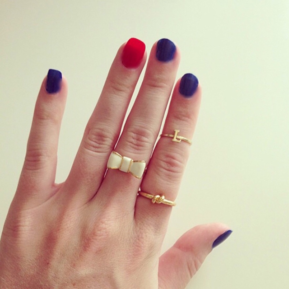 KATE SPADE • Sailor’s Knot Gold Ring - Picture 2 of 6